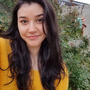 Meet your Posher, Aida